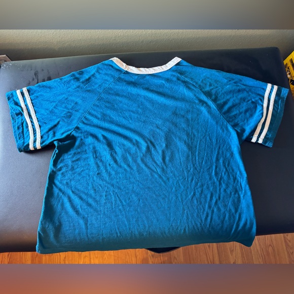 Women’s XL Mario Kart “Race Ya” short sleeve shirt - Picture 3 of 5